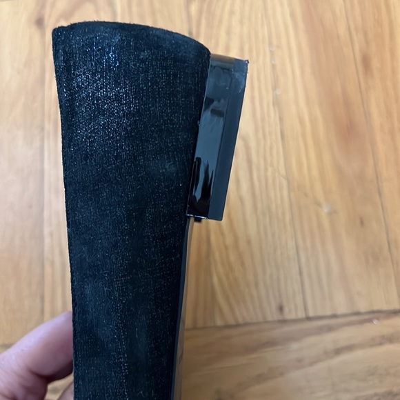 Donald J Pliner pointy toe leather and suede flats - Picture 3 of 3